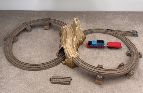 Motorised thomas boulder - at,