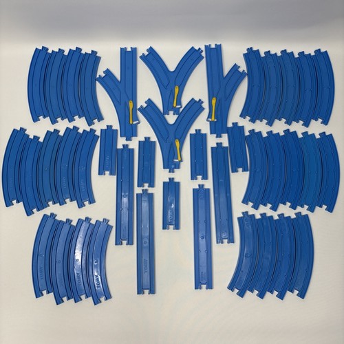 Tomy blue trackmaster - tomy,