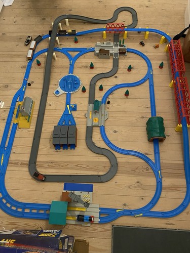 Tomy thomas and - tomy,