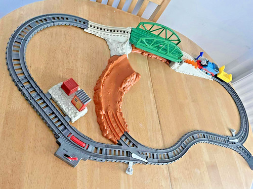 Thomas and friends trackmaster - thomas,