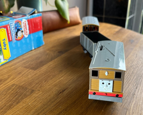 Toby tomy thomas - tomy, friends