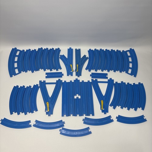 Tomy blue trackmaster - blue,