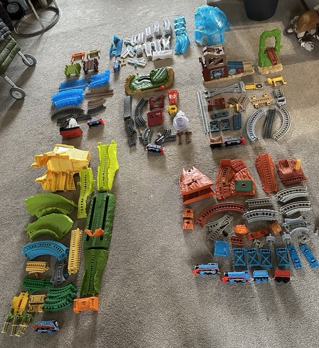 Huge thomas friends - &,