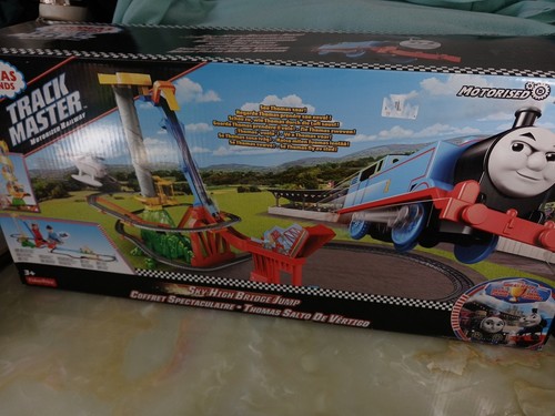 Thomas and friends - thomas,