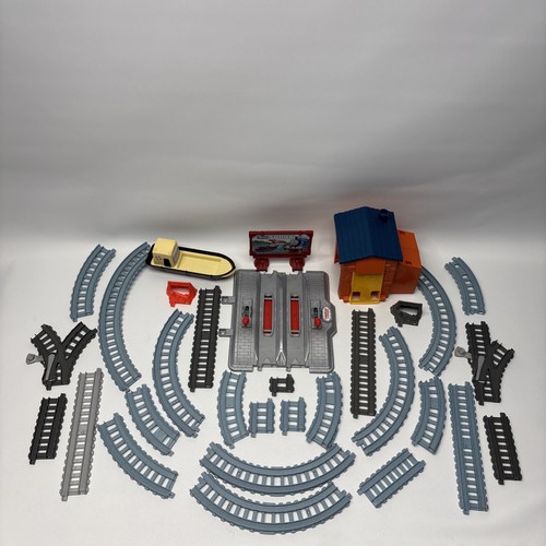 Trackmaster thomas friends - thomas,