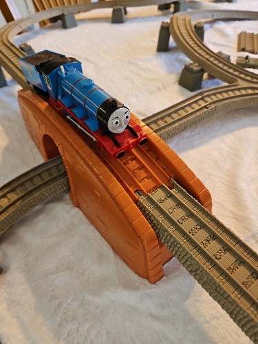 Thomas friends trackmaster - thomas,