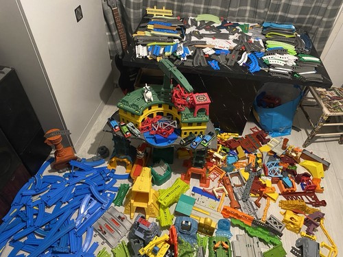 Massive joblot thomas and - joblot,