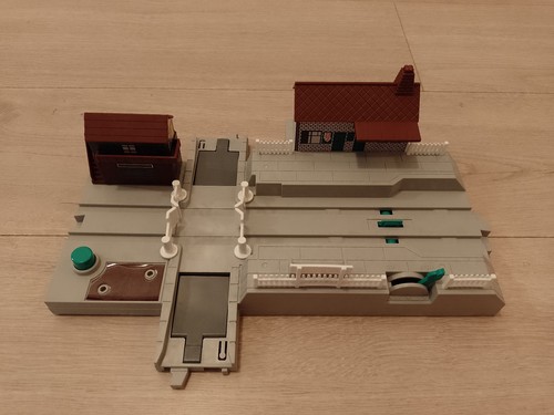 Elsbridge crossing tomy - crossing,