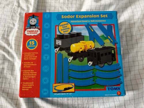 New tomy thomas sodor - new,